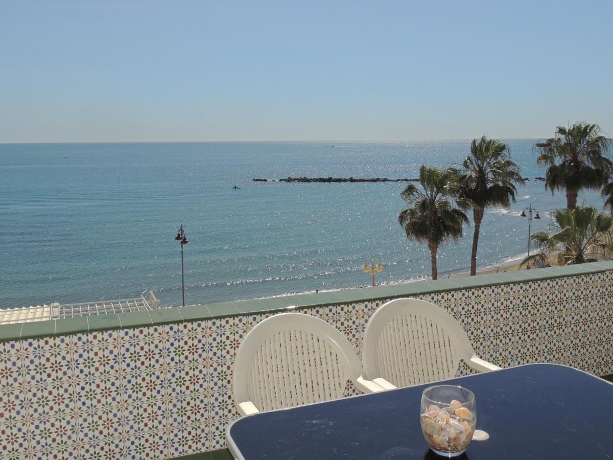 ベナルマデナLas Gaviotas Beach - Playa - Sea Front - Frente Al Marアパートメント エクステリア 写真